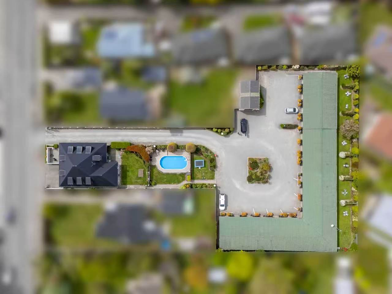 Bird 's-eye view