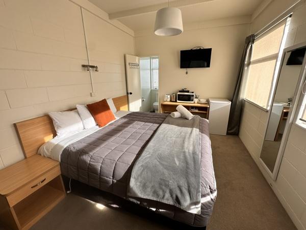 Compact Studio